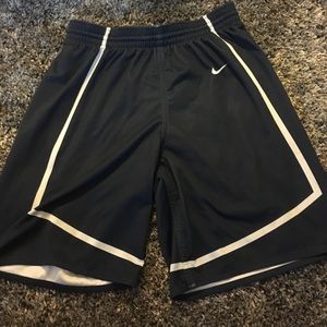 Nike reversible basketball shorts
